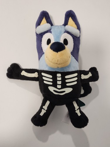 Bluey glow the - the, dark