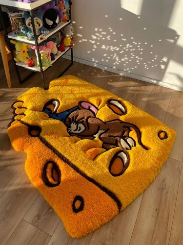 Tom and jerry cheese - and,