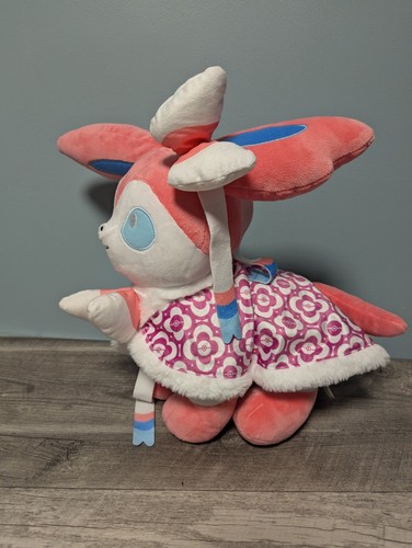 Build bear pokemon sylveon - a,