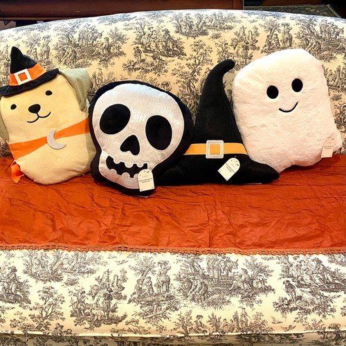 Target skull witch hat - target,